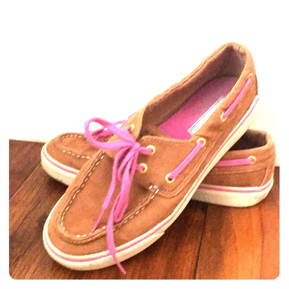 Sperry boat shoes